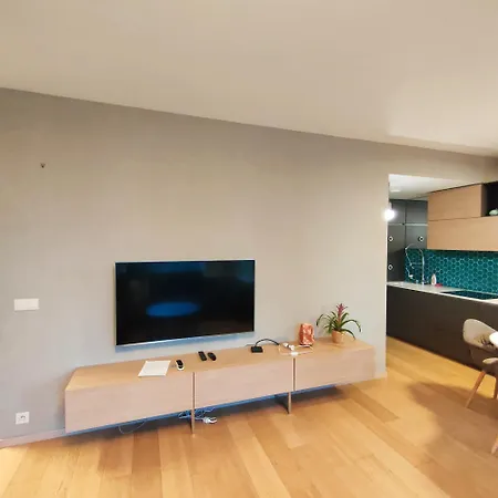 Sag Panorama Free Parking